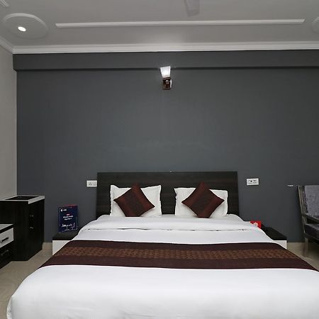 Oyo 11877 Royal Residency Hotel New Tehri Buitenkant foto