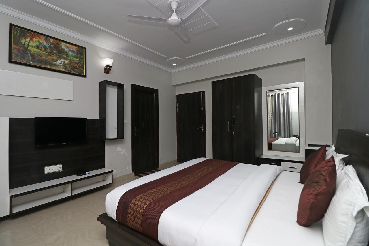 Oyo 11877 Royal Residency Hotel New Tehri Buitenkant foto