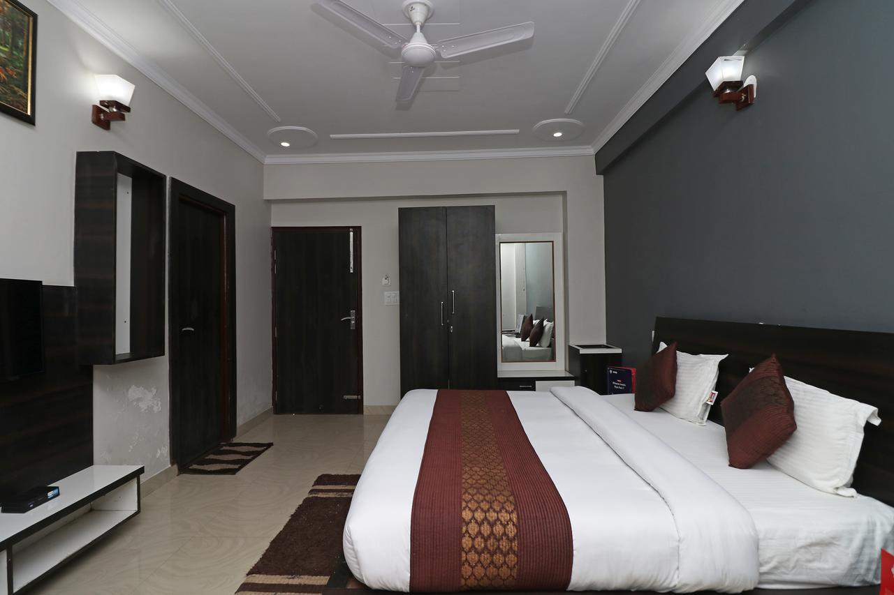 Oyo 11877 Royal Residency Hotel New Tehri Buitenkant foto